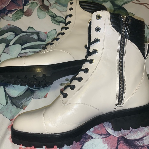 White leather Michael Kors combat boots - Picture 8 of 8